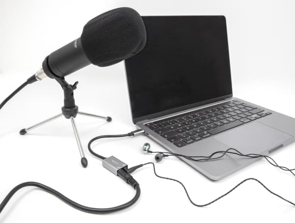 Delock - USB-C til hodetelefons-jakkadapter - 24 pin USB-C hann til mini-phone stereo 3.5 mm, monominijakk hunn - 14.5 cm - grå
