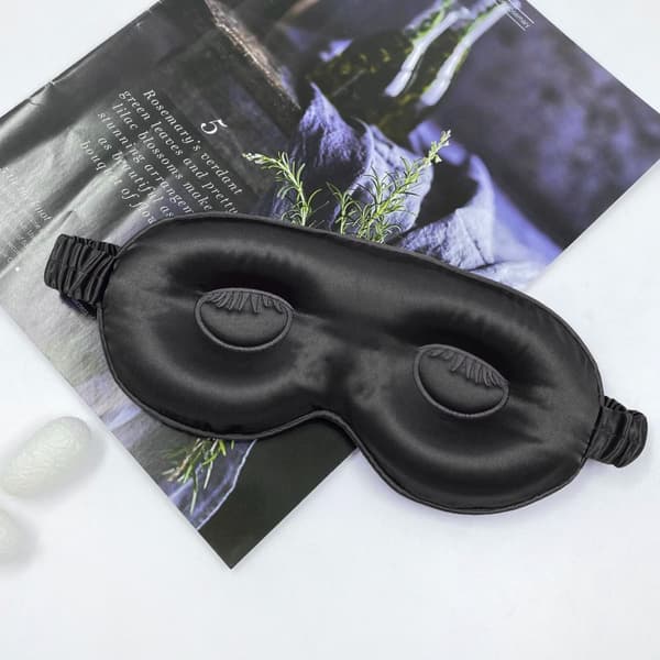 INF Silkesögonmask- Sovmask med 3D-konturdesign