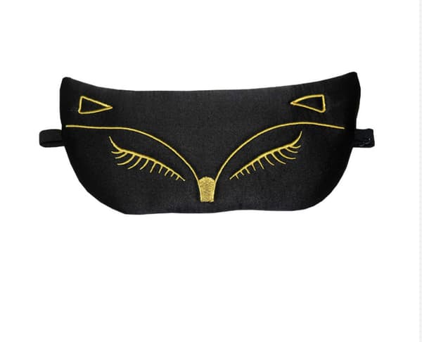 INF Broderad sovmask i siden