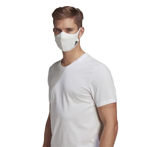 Förpackning med 3 adidas M/L ansiktsmasker - vit - en storlek