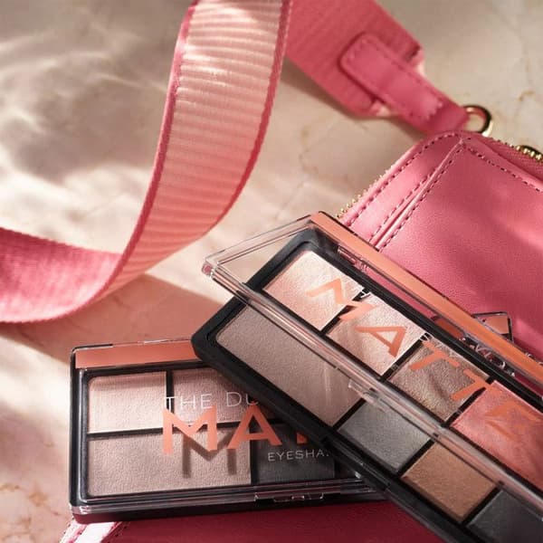 Ögonskugga - CATRICE - THE DUSTY MATTE SHADOW PALETTE - 8 nyanser - Vegan - Ej vattenfast
