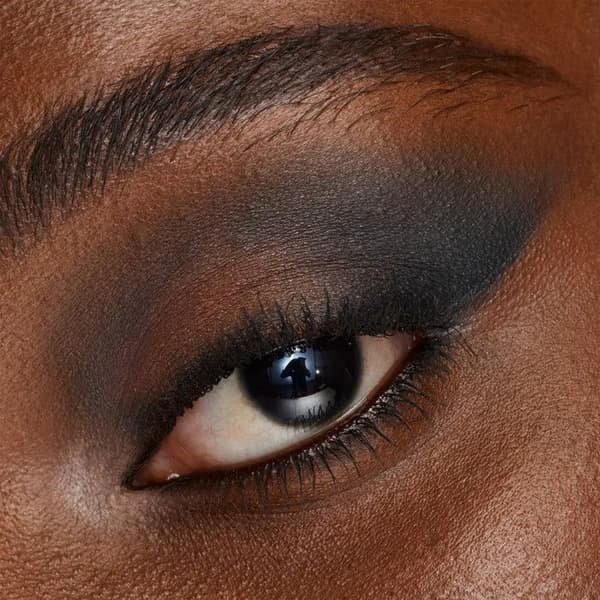 Ögonskugga - CATRICE - THE DUSTY MATTE SHADOW PALETTE - 8 nyanser - Vegan - Ej vattenfast