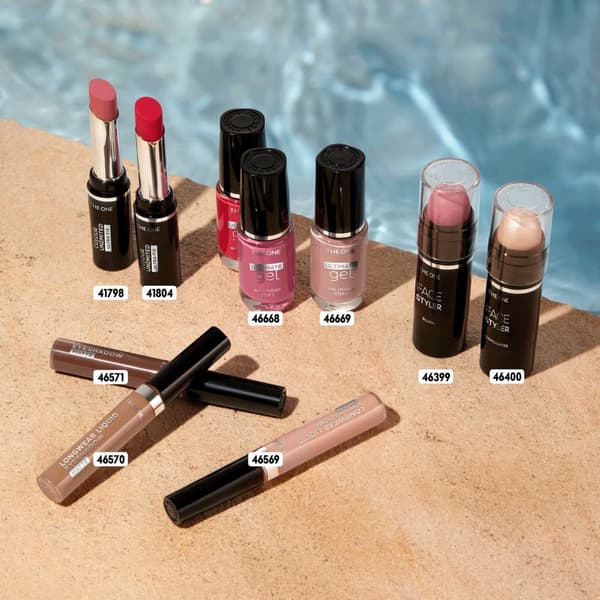 Oriflame Matte Flydende Øjenskygge THE ONE - Sand 5 ml