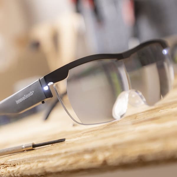 Suurennuslasit LED-valolla Glassoint InnovaGoods