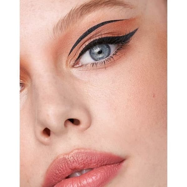 Calligraph Pro Precise 24h Matt Liner Vattentät liner do powiek 010 Intense Black 1,2ml