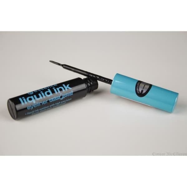 essence liquis ink eyeliner vattentät