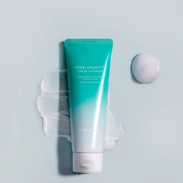 Mizon® Cicaluronic Low Ph rengöringsskum 120 ml