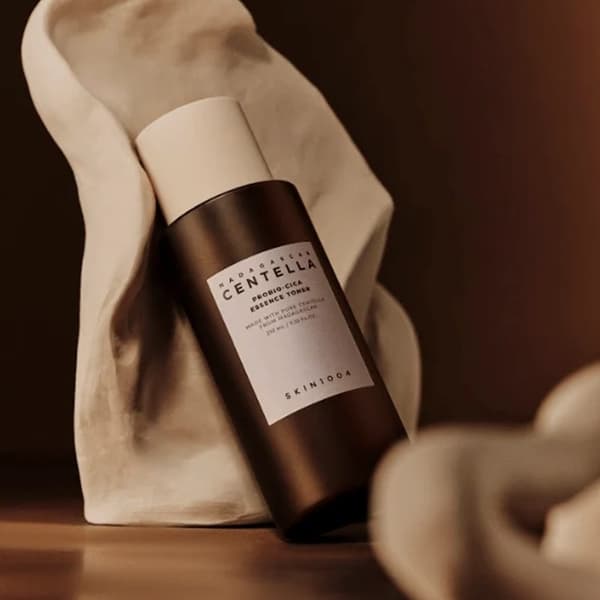 SKIN1004 Madagascar Centella Probio-Cica Essense Toner 210ml