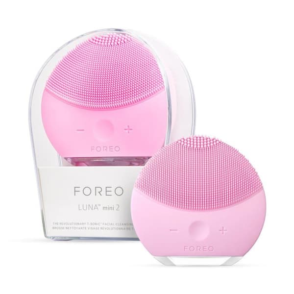 Foreo - F5487 - LUNA mini 2 Ansiktsborste i mjuk silikon för alla hudtyper Pearl Pink/Uppladdningsbar via USB-kabel