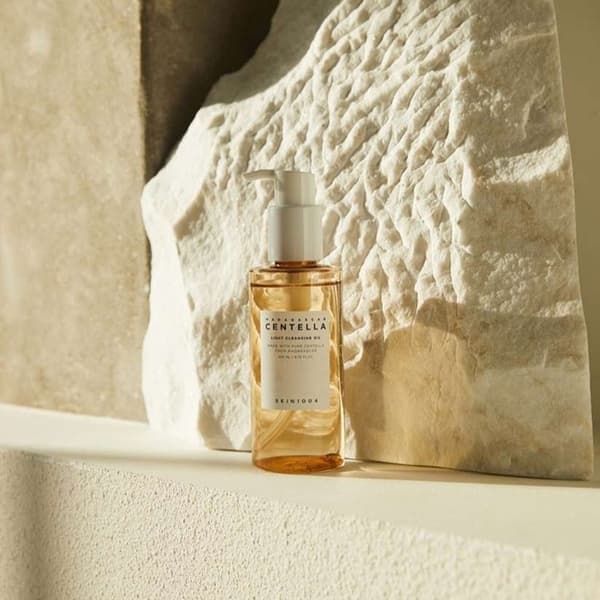 SKIN1004 Madagascar Centella Light Cleansing Oil 200ml