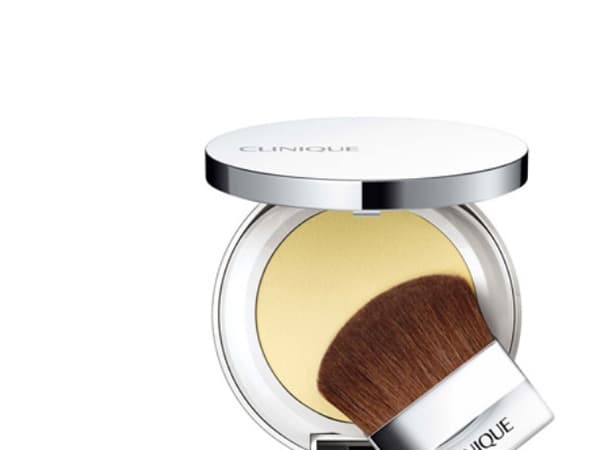 CLINIQUE REDNESS SOLUTIONS INSTANT RELIEF MINERAL PRESSED POWDER 11,6g