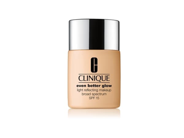 Clinique Even Better Glow Light Reflecting Makeup SPF15 - 30 ml #WN 12 Meringue