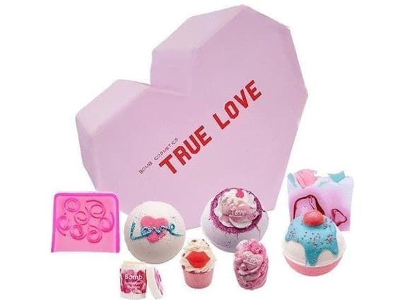 BOMB COSMETICS_True Love Gift Box cosmetics set Sparkling Ball 3pcs + Glycerin Soap 2pcs + Butter Cupcake 2pcs + Lip Balm