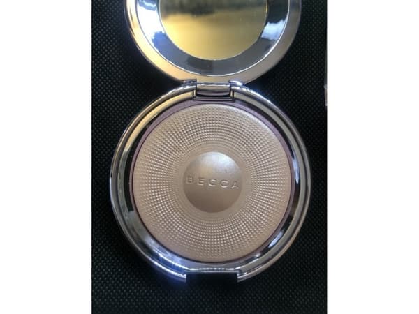 Becca Becca, Pearl Glow, Shimmering, Highlighter Powder, 3.3 g For Women