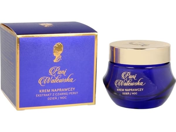 Miraculum Pani Walewska Classic Restorative Day and Night Cream in a carton 50ml