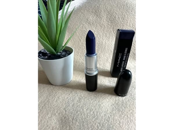 Matta huulipuna, Naiset, Huulipuna, Matte Royale, 3 g