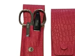 Travel manicure set pink three-piece PL892