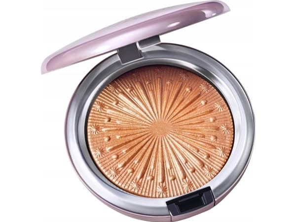 MAC MAC, Extra Dimension, Highlighter Powder, Flare For The Dramatic, 4 g For Women