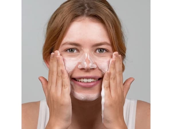 Cleansing Foam Skin Yoga Face (White Tea Cleansing Mousse) 150 ml