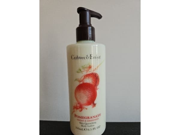 Weleda Crabtree & Evelyn, Pomegranate, Argan & Grapeseed, Quenching, Body Lotion, 250 ml For Women