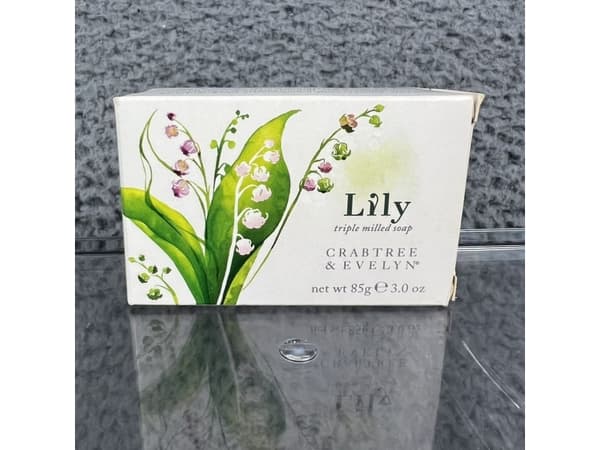 Trussardi Crabtree & Evelyn, Lily, Hydrating, Soap Bar, 85 g For Women