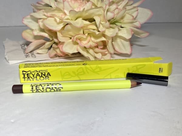 MAC MAC, Teyana Taylor, Lip Liner, Cyber World, 1.14 g For Women