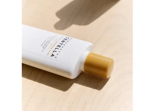SKIN1004 Madagascar Centella Air-Fit Suncream Plus SPF50+ PA++++ 50 ml