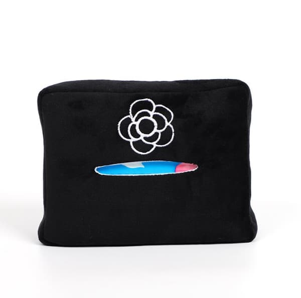 INF Brodeerattu Camellia Car Tissue Box