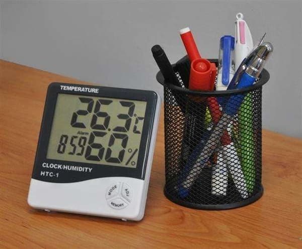 Termo- og hygrometer for vippeplassering