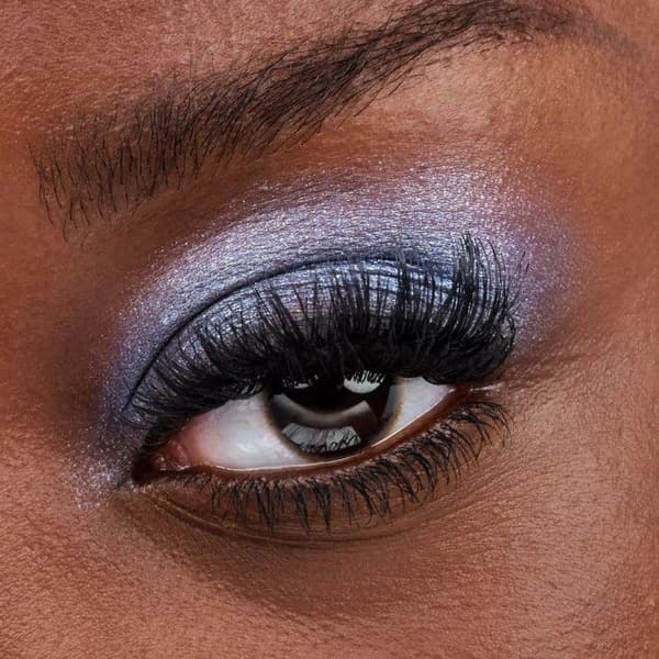 Falska fransar - Catrice - Faked Big Volume Lashes - Svart - Lätt applicering - Återanvändbara