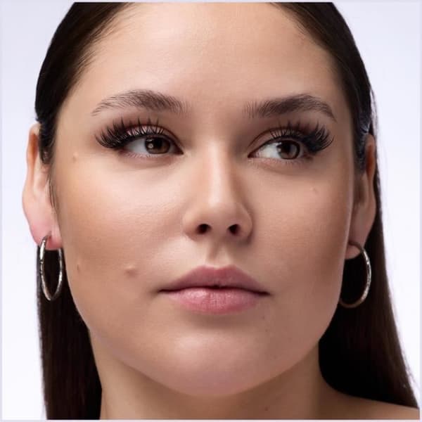 Faux Cils - Catrice - Falska klusterfransar - Intensiv svart - Återanvändbara - Enkel applicering