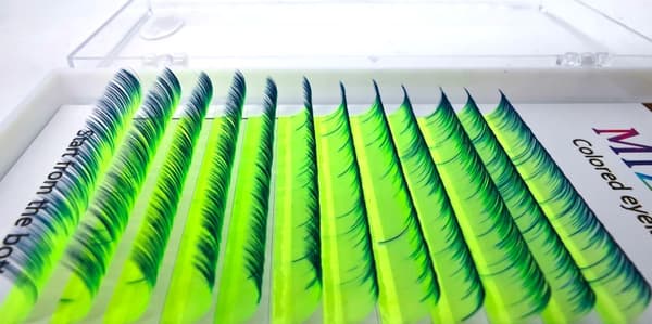 Färgade ögonfransar 8-13mm böjda D OMBRE NEONGRÖN