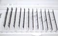 Miniatyrbillede 6 af 11: Farvede øjenvipper 8-13 mm D, 12 strimler, HVID-SORT