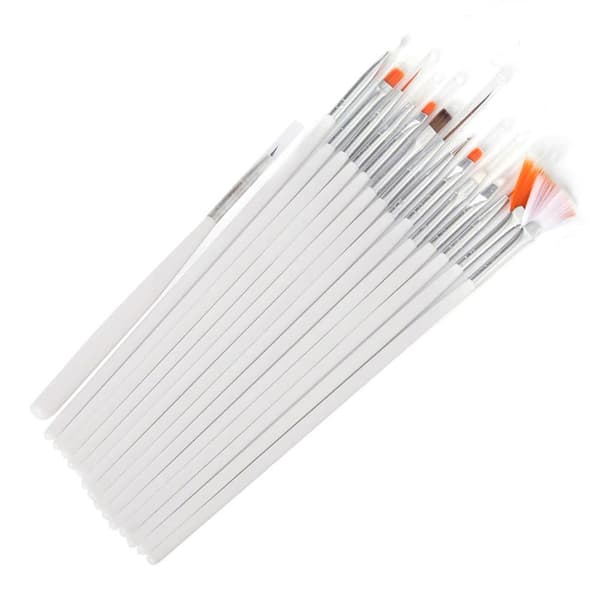Set med penslar för nageldekorationer - 15 st