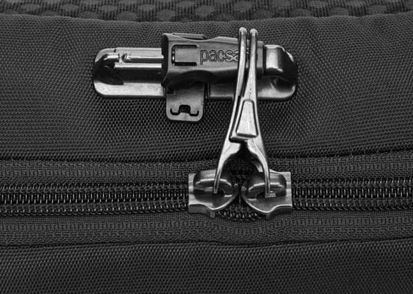 Axelväska - pacsafe - Metrosafe X Urban Sling - Svart - 100% polyester - 37x20x5 cm