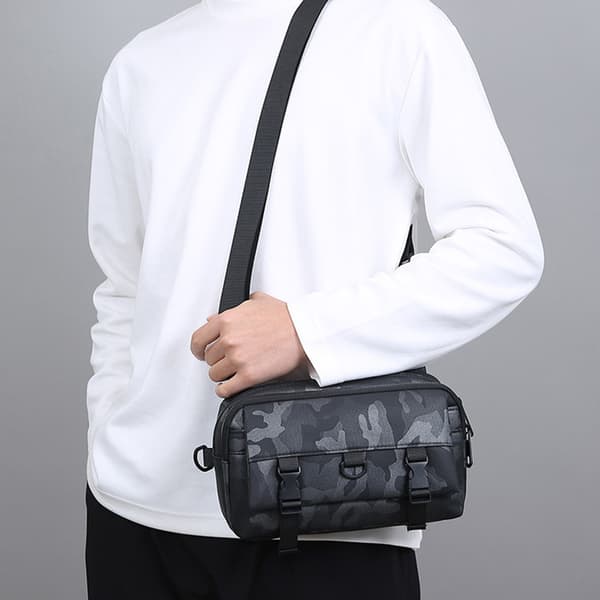 INF Grå brystveske - Stilig og funksjonell crossbody-veske
