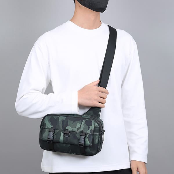 INF Brysttaske - Stilfuld og funktionel crossbody-taske
