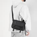 Miniatyrbillede 8 af 9: INF Vintage Crossbody-taske i kunstlæder til mænd
