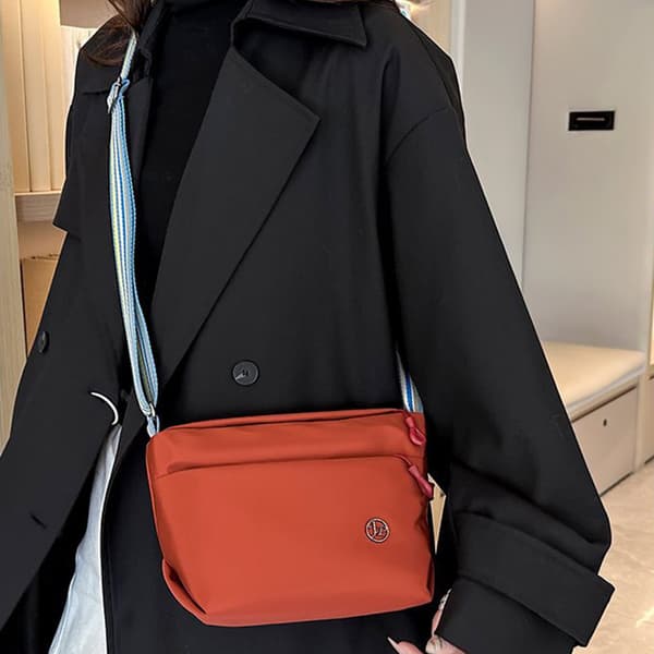 INF Skuldertaske - Stilfuld og alsidig crossbody-taske