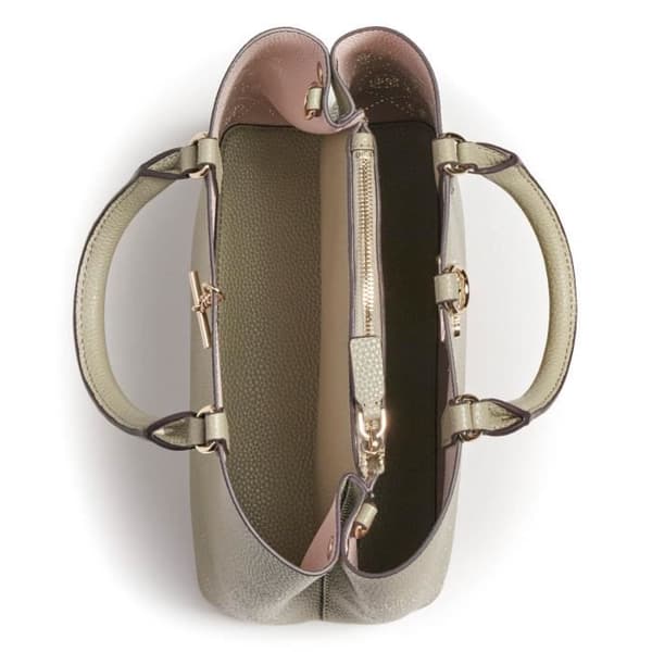 GUESS Amara Kasinta Flickvän Satchel Sage [180655] - axelväska clutch