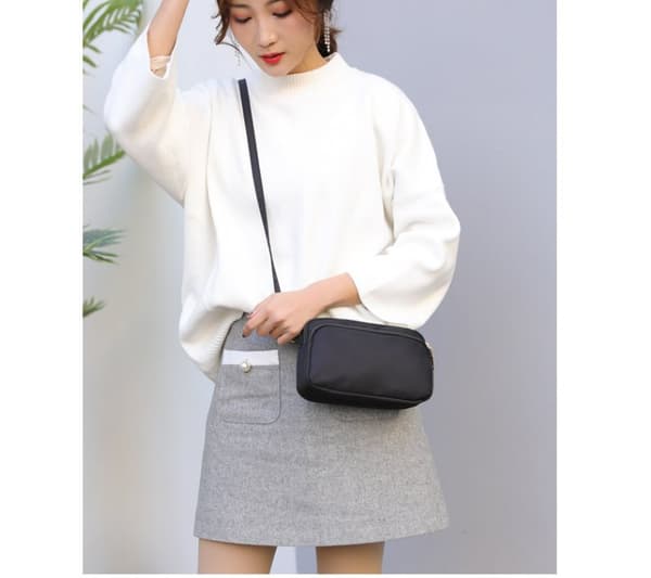 INF Nylon Crossbody Veske for kvinner, lett og vanntett