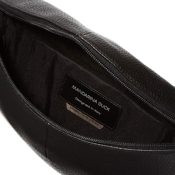 Mandarina Duck Mellow Leather Bum Bag-Nero, Crossbody-väskor för kvinnor, 0,01x0,01x0,01 centimeter (B x H x L) 4946