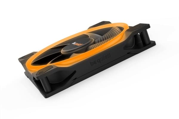 Vær stille! Light Wings PWM Triple Pack - Ventilatorhus