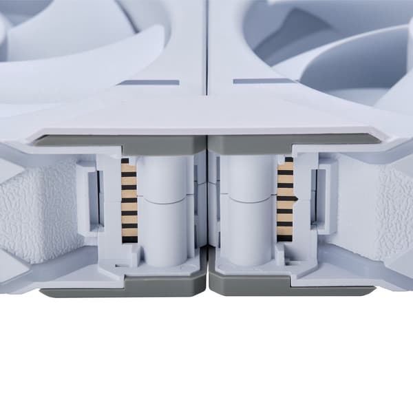 Phanteks D30 120mm PWM Fan, DRGB, White, 3 Pack