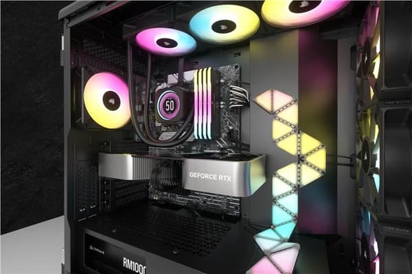 Corsair iCUE H170i 420mm Elite LCD XT Svart