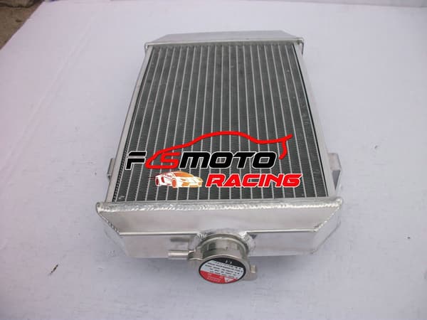 Aluminiumkøler til Yamaha Raptor 660, holdbar legeringskonstruktion, perfekt pasform til 2001-2005 modeller, forbedret varmeafledning.