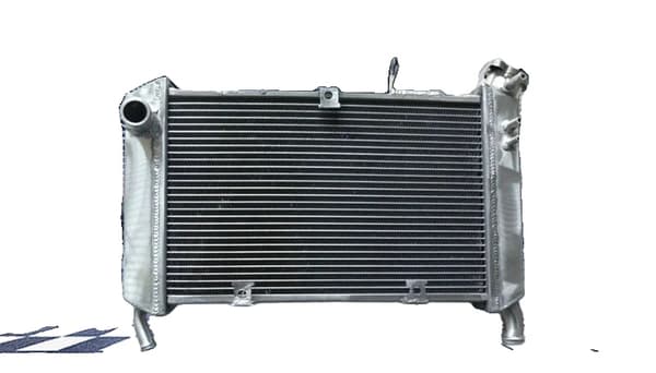 Yamaha FZ6 Aluminiumkylare, Hållbar Konstruktion, Optimal Kylningseffektivitet, Precisionstillpassning