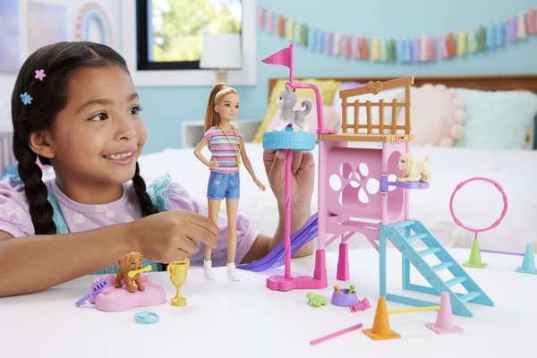 Barbie Stacie Valpeleksett