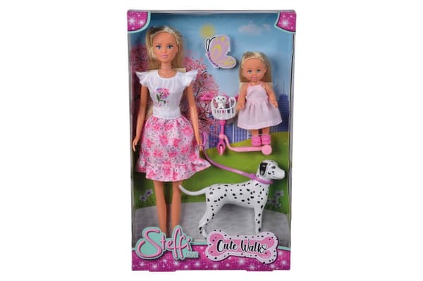 Steffi Love Cute Walk