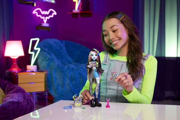 Monster High Mote-dokke Frankie